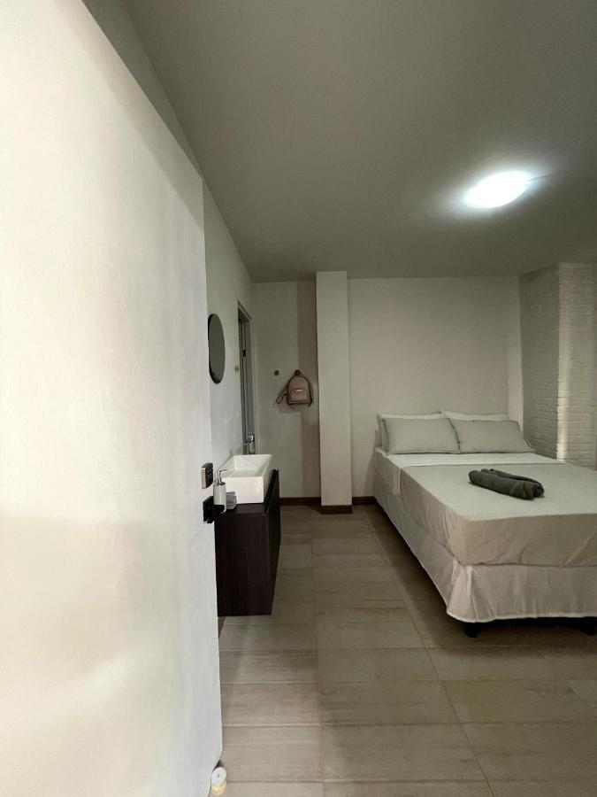 Nina'S - Juan Santamaria Hotel Desamparados  Exterior photo